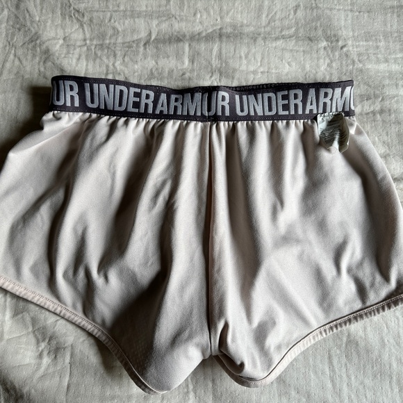 Under Armour Mesh Lined Shorts Purple Women’s Size Small - Picture 6 of 6